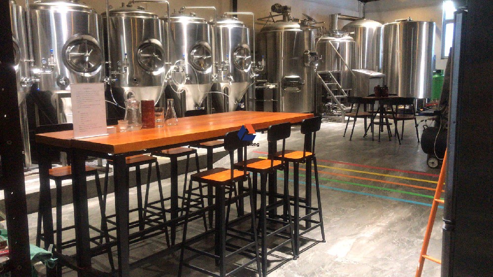 600L出口标准精酿啤酒设备 600L出口标准精酿啤酒设备